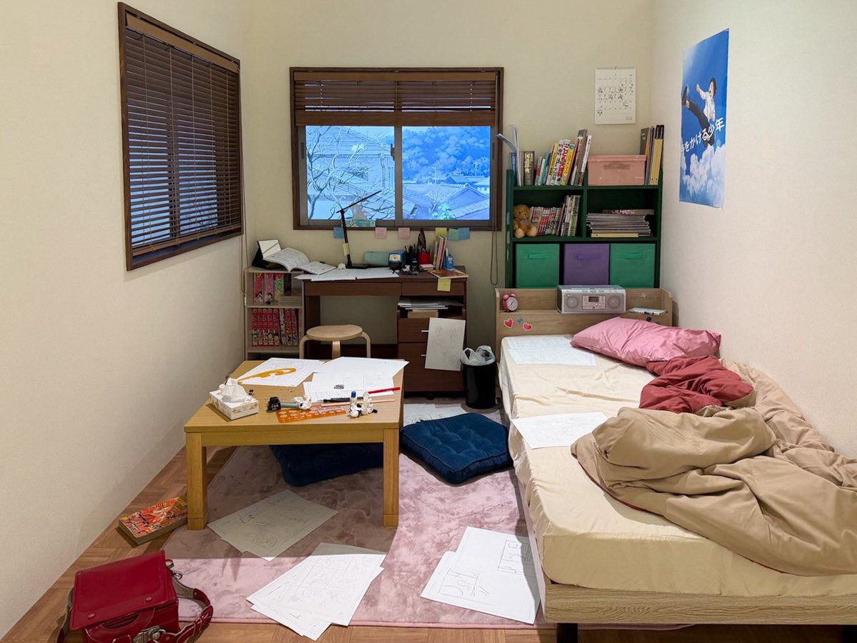 D_Kumii's tweet image. Look Back exhibition