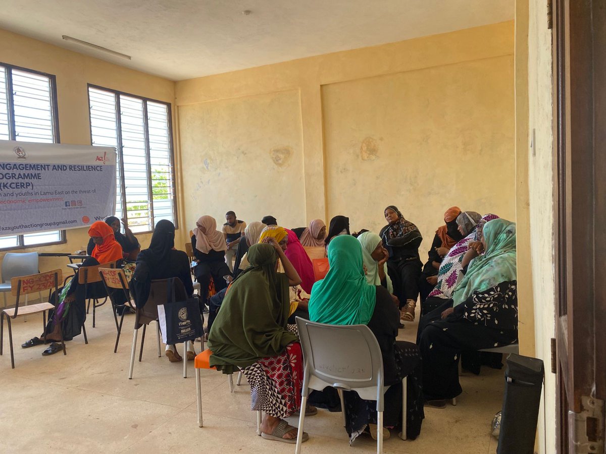 FazaYouth's tweet photo. Under the Kenya Community Engagement and Resilience Program (#KCERP), women are empowered as first responders in preventing radicalization.
#KCERP
#PreventViolentExtremism
#PVE
#CommunityResilience
#PeaceBuilding
#SocialCohesion https://t.co/YnlHpMBhHT