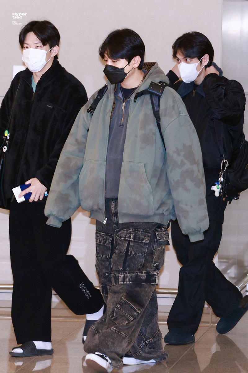 hypergeo1616's tweet image. 260115 ICN

#DAY6 #데이식스 #성진 #SUNGJIN