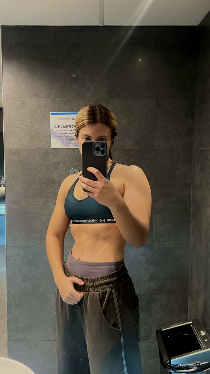Gm

Trading challenge update: 

☑️Monday we won
☑️Yesterday I took the most stupid trade ever
☑️Then I went to the gym because what else was I supposed to do lol?