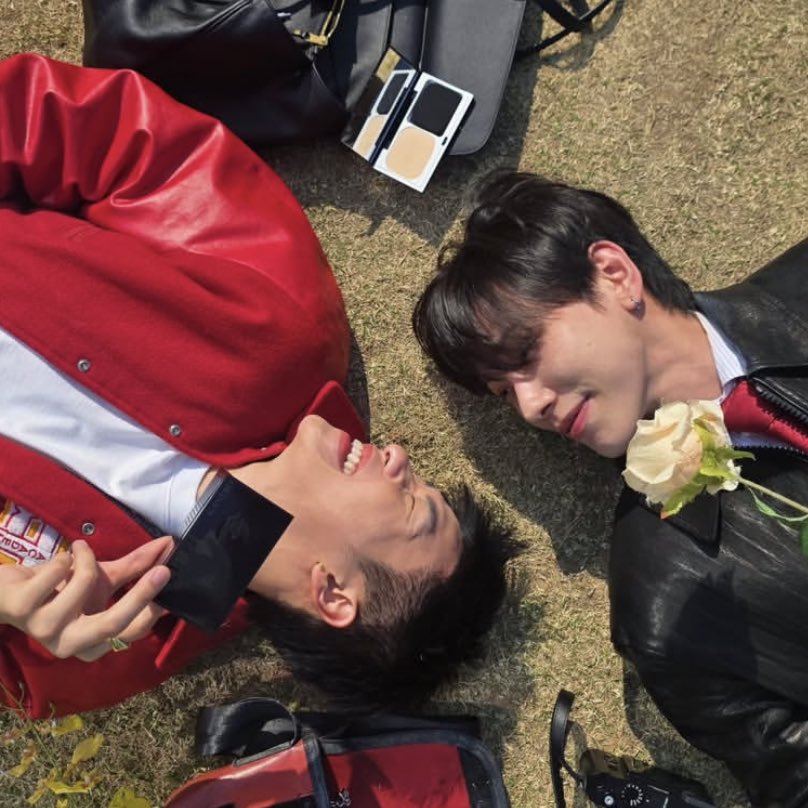9novemdiary's tweet photo. แต้งกิ้ว KANEBO https://t.co/sh4gJrEuUC