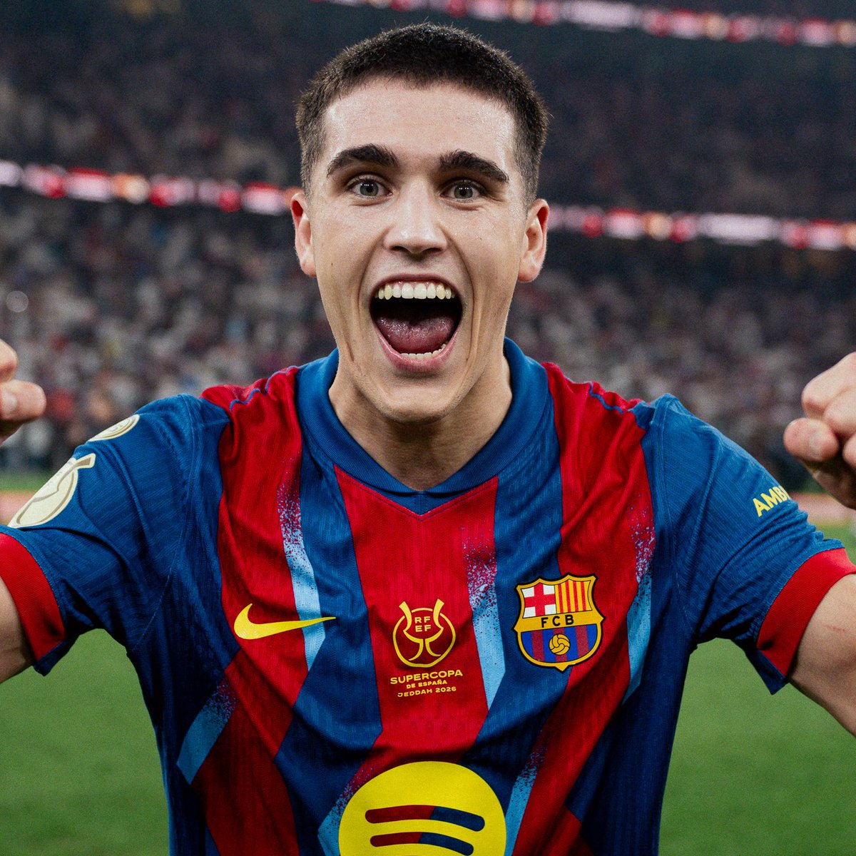 Sirve lo de Huijsen para valorar en su justa medida lo que ha hecho Pau Cubarsí.

Cubarsí debutó con 16, se hizo indiscutible con 17 y se convirtió en el líder de la zaga con 18 años.

Tendrá momentos mejores y peores, pero lo que ha hecho Pau no es lo normal. 

Más allá del