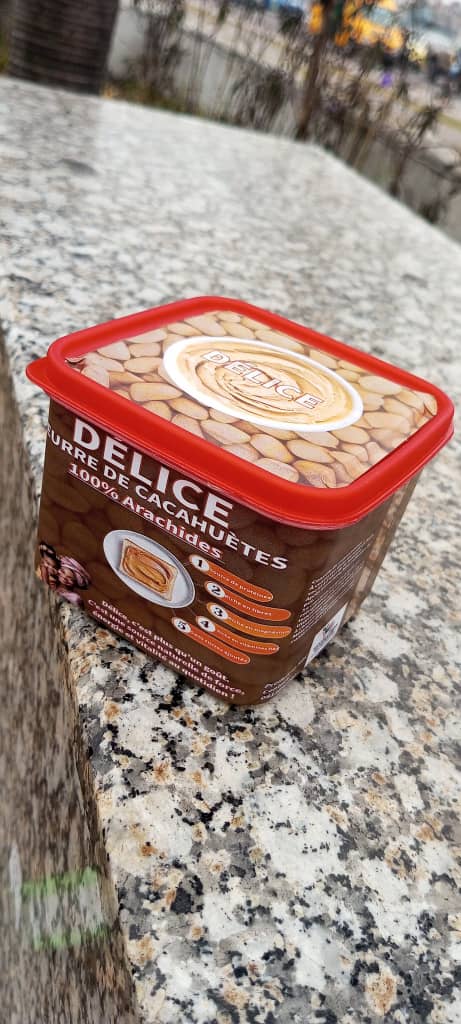 RgBongeli's tweet image. Délice beurre de cacahuète a deux préparation.
100% arachides aucun ajout.
100% arachides avec miel.
Le tout 100% Bio