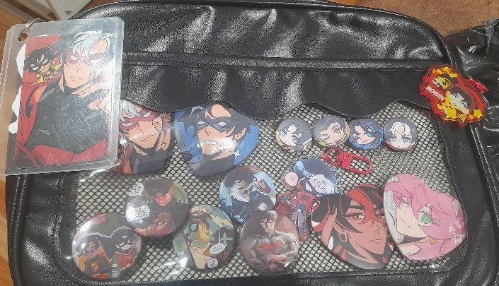 hanabihananan's tweet photo. BATFAM + Kon itabag !!! (Plus shadamy)
#jasontodd #dickgrayson #timdrake #damianwayne #timkon #konel #connerkent #dc #batfam #shadamy #itabag / #pinbag https://t.co/3XbFIq9CRy