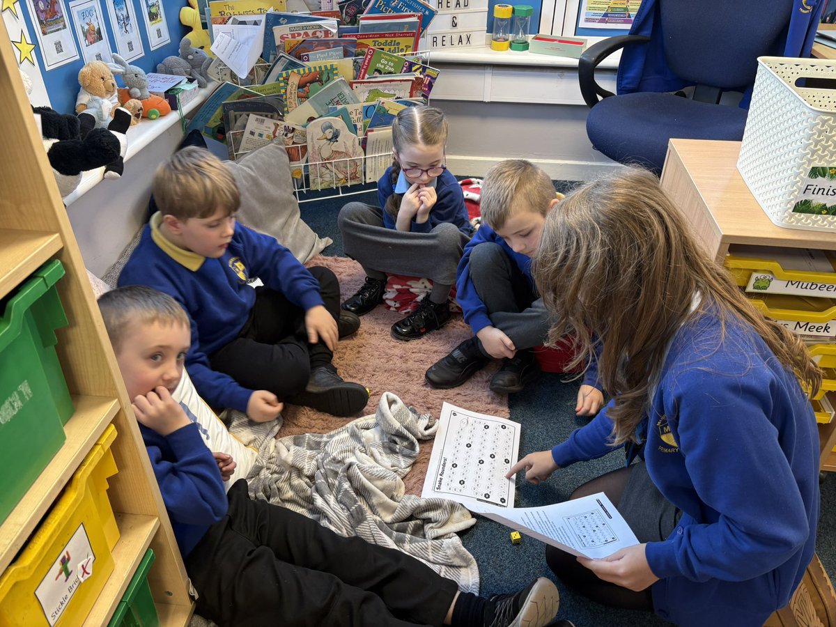 Mrs Meek tweet media