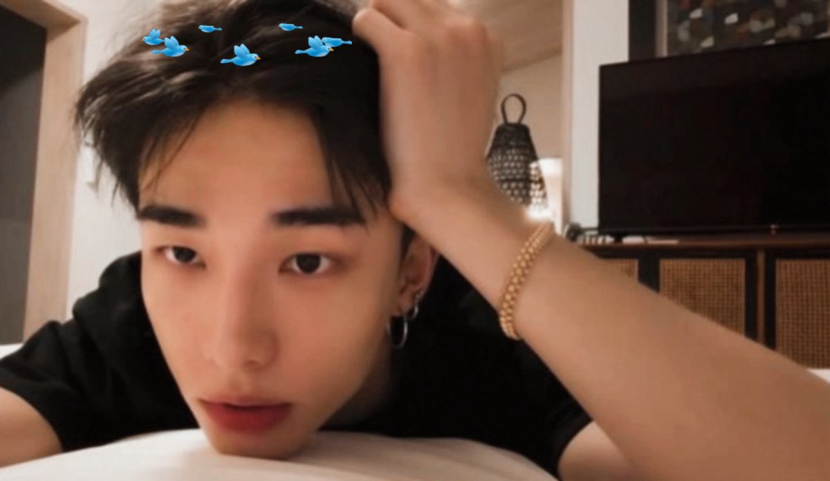 revehwangs's tweet image. 