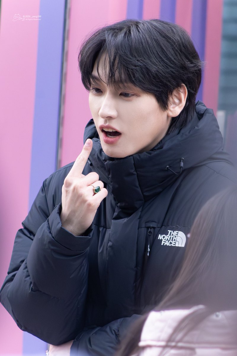 _yang398's tweet image. 260115 MCD 역조공

인성 앙챌 보실 분…❣️

#에스에프나인 #SF9 
#인성 #INSEONG #インソン