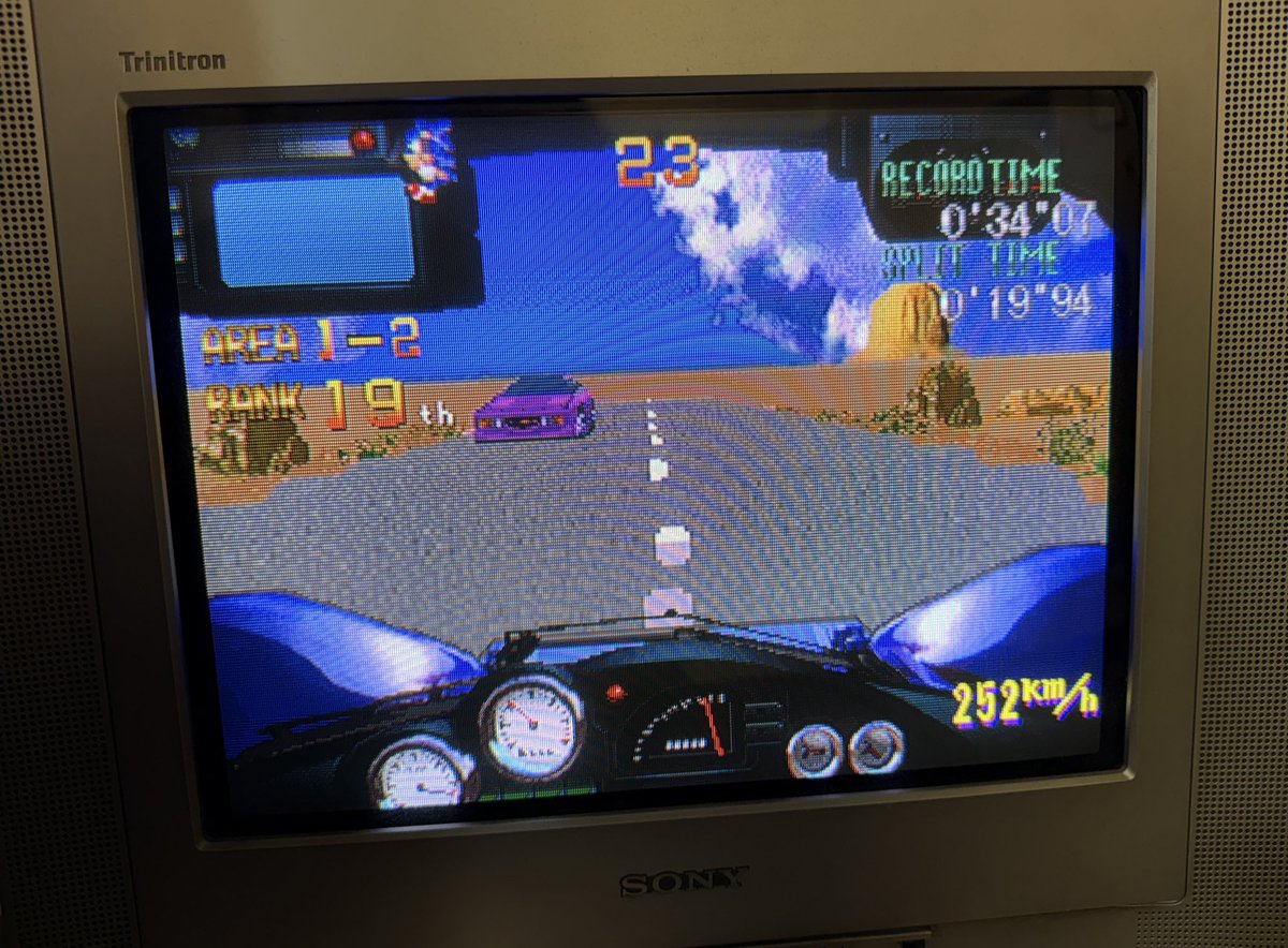 OSSC Proの拡張カードのVGA出力をSCARTに変換するやつを買ってみました。主にPOLYMEGAをブラウン管でプレイする用。JP21に変換してAVマルチ端子経由で問題なく映りました。まあまあそれっぽい。