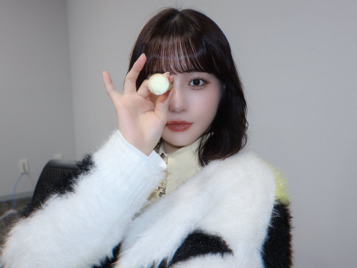 tomita_nanaka's tweet photo. ｷﾐｦﾐﾃﾙ!!!! ﾒｶﾞｱｯﾃﾙ??? https://t.co/nHDnprDYZs