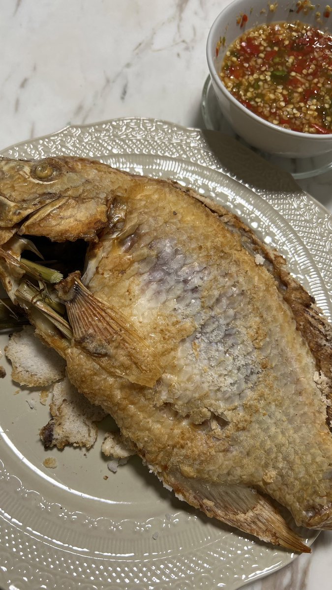 fernnnfernnfern's tweet image. ทำเป็นปกติ สะใจ ไม่ง้อร้าน