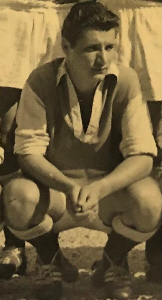 𝐋’𝐄𝐒𝐓𝐀𝐂 𝐚 𝐚𝐩𝐩𝐫𝐢𝐬 𝐚𝐯𝐞𝐜 𝐭𝐫𝐢𝐬𝐭𝐞𝐬𝐬𝐞 𝐥𝐞 𝐝𝐞́𝐜𝐞̀𝐬 𝐝𝐞 𝐉𝐞𝐚𝐧 𝐃𝐢𝐞𝐛𝐨𝐥𝐝. 🕊️

Capitaine de l’équipe victorieuse de la Gambardella 1956, il restera une figure de l’histoire du club. 💙

Un hommage lui sera rendu avant la rencontre ce samedi. Nos