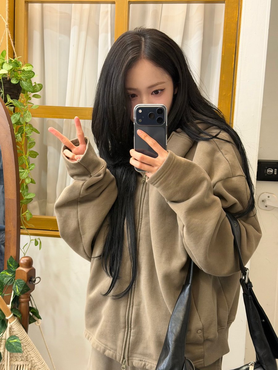 vivizbbl's tweet image. 260115 🐱💬 UPDATE