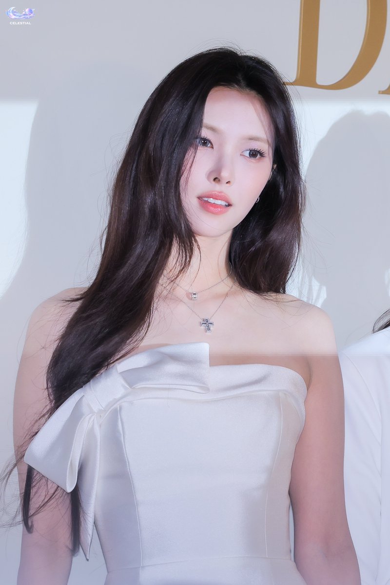 celestial0115's tweet image. 260115

#윤아 #아일릿 #ILLIT #YUNAH