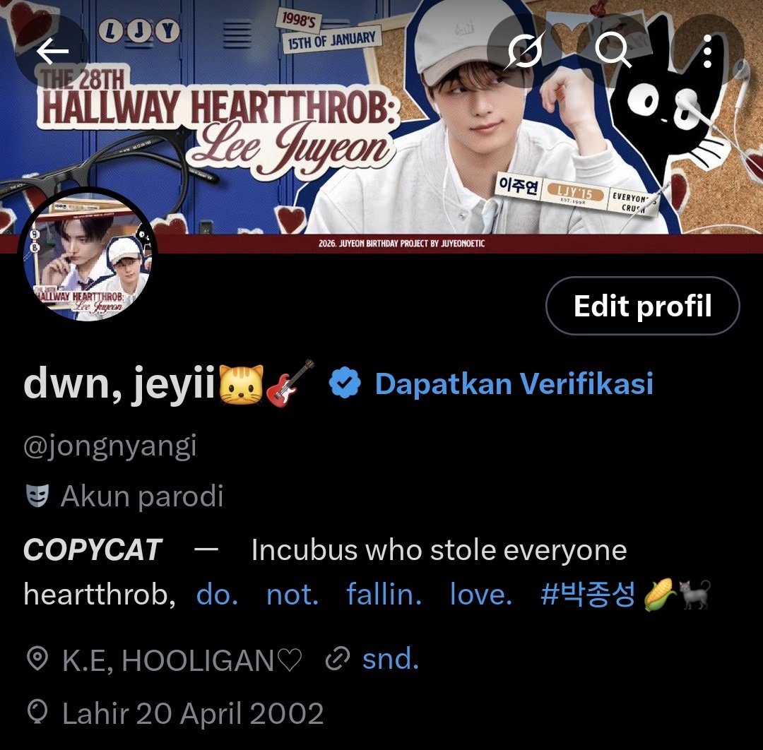 jongnyangi's tweet photo. @Juyeonoetic Semoga hari ulang tahunmu ini membawa kebahagiaan, cinta, dan semua impianmu menjadi kenyataan. I'll always suppoorrtt and loving youu.💕

Cheers to another amazing year together! 🥂

Alabyuu you, soulmate miaaw!🐱 💕

#영원한_주연_생일축하
#HBDmymainJuyeon
#HappyJuyeonDay https://t.co/ASjomX5mZo