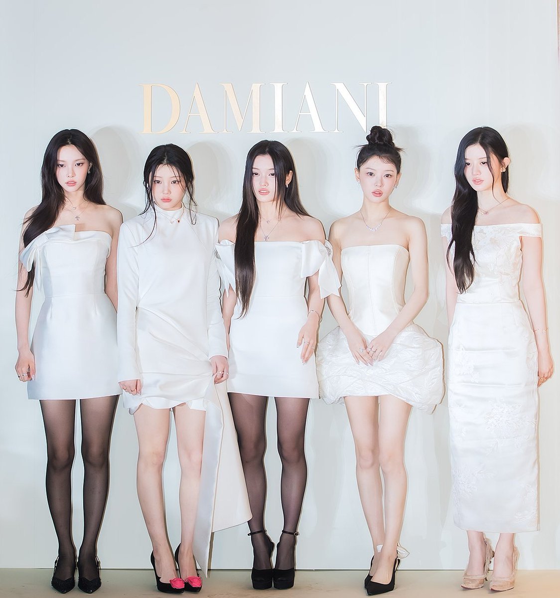 theillitnews_'s tweet image. ILLIT stuns with GORGEOUS &amp;amp; INSANE visuals at the Damiani Grand Opening in Seoul. 

#ILLIT #아일릿 @ILLIT_official