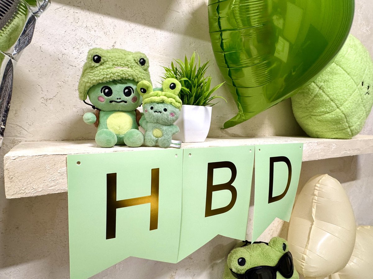 OfficialMONSTAX's tweet image. 📢
#몬스타엑스 #형원
: 260115 형원이 있어서 따듯한 오늘 ☀️ 

잠시 후, 8시!
'#YouTube' 몬스타엑스 채널에서 함께해요!

#HYUNGWON
#MONSTAX #MONSTA_X
#HBDtoHYUNGWON #동그란미소의형원DAY0115

▶ youtube.com/live/9qUqDo4Bq…