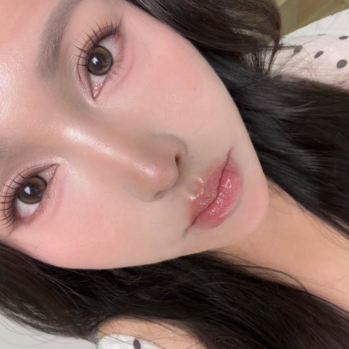 ลุคนี้ ตา,แก้ม ใช้ 2aN 𝑹𝒐𝒔𝒆 𝑩𝒍𝒆𝒏𝒅𝒊𝒏𝒈 𝑪𝒐𝒍𝒍𝒆𝒄𝒕𝒊𝒐𝒏✨🥀 ชมพูตุ่นนนน สวยนัวร์มาก โทนนี้ใช้ได้ตลอดไม่มีเบื่อจริงๆ🥺✨🫶🏻