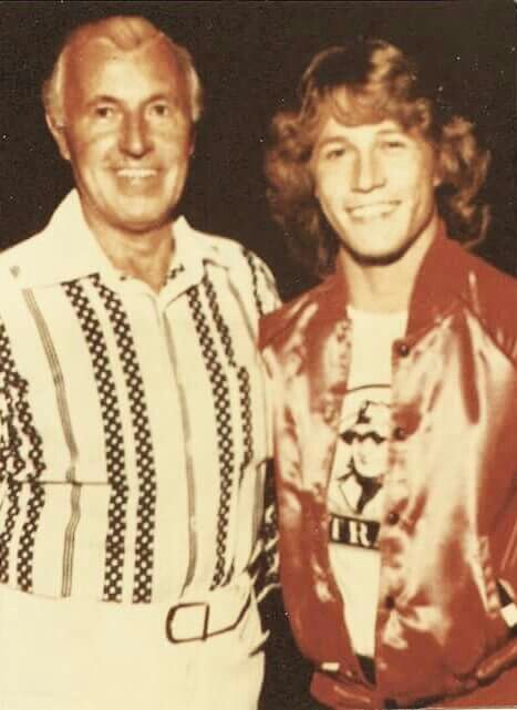 sofiamelfayre's tweet image. Happy Birthday to Hugh in Heaven! 
🕊