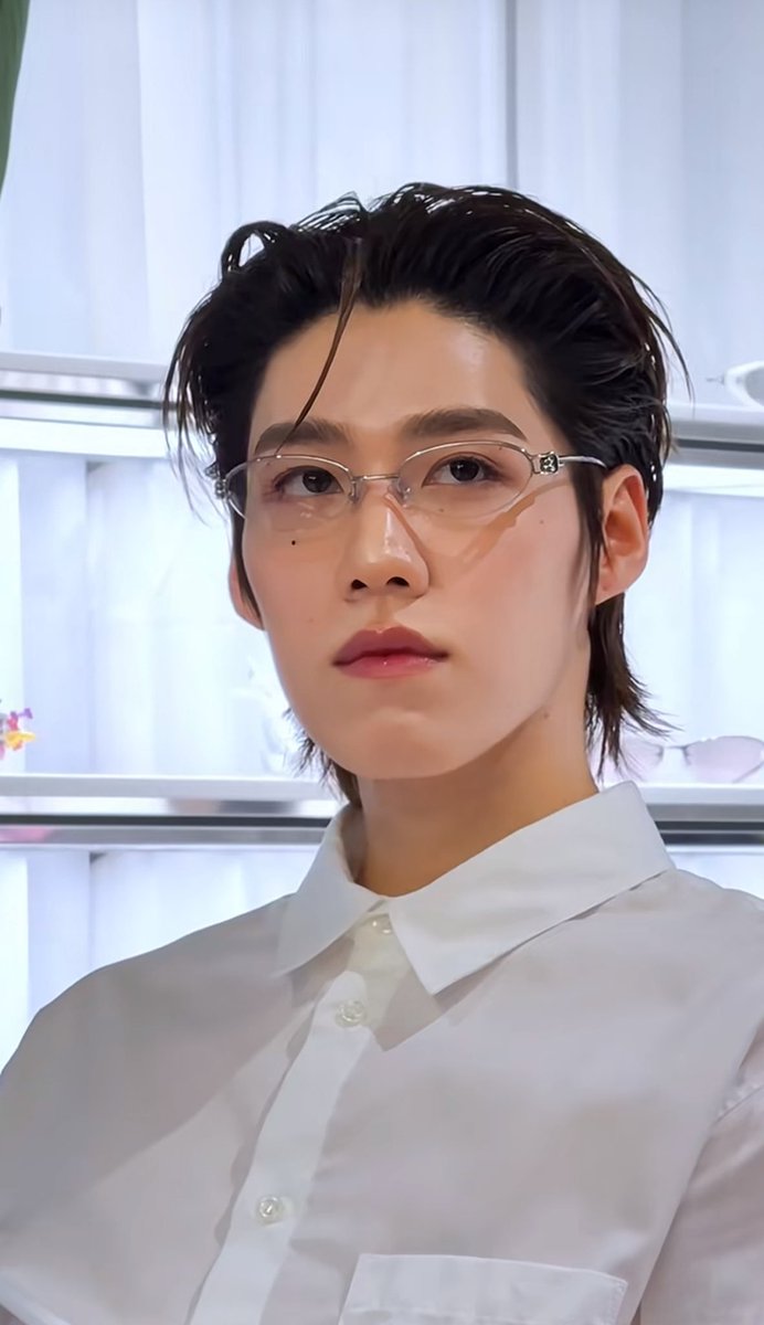 กะโหลกดาราโดยแท้

#GENTLEMONSTERxPP 
#PPKritt