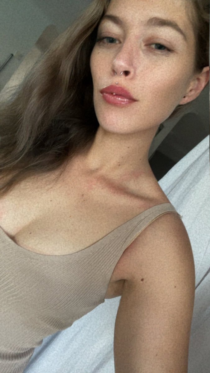 MsRightFindom's tweet image. Leading you straight into a gooner relapse; argue with my boobs about it 💦