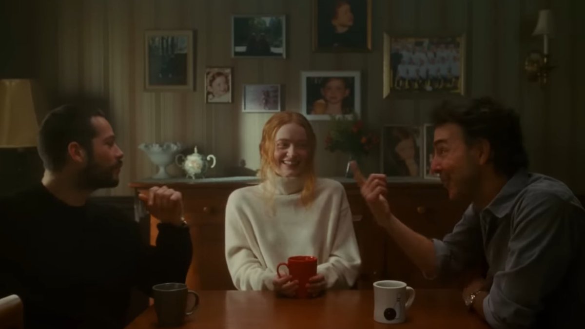 dailysbyers's tweet image. a friend of mine was showing me the short film for a song and LOOK who the man on the right is. i can’t escape him.