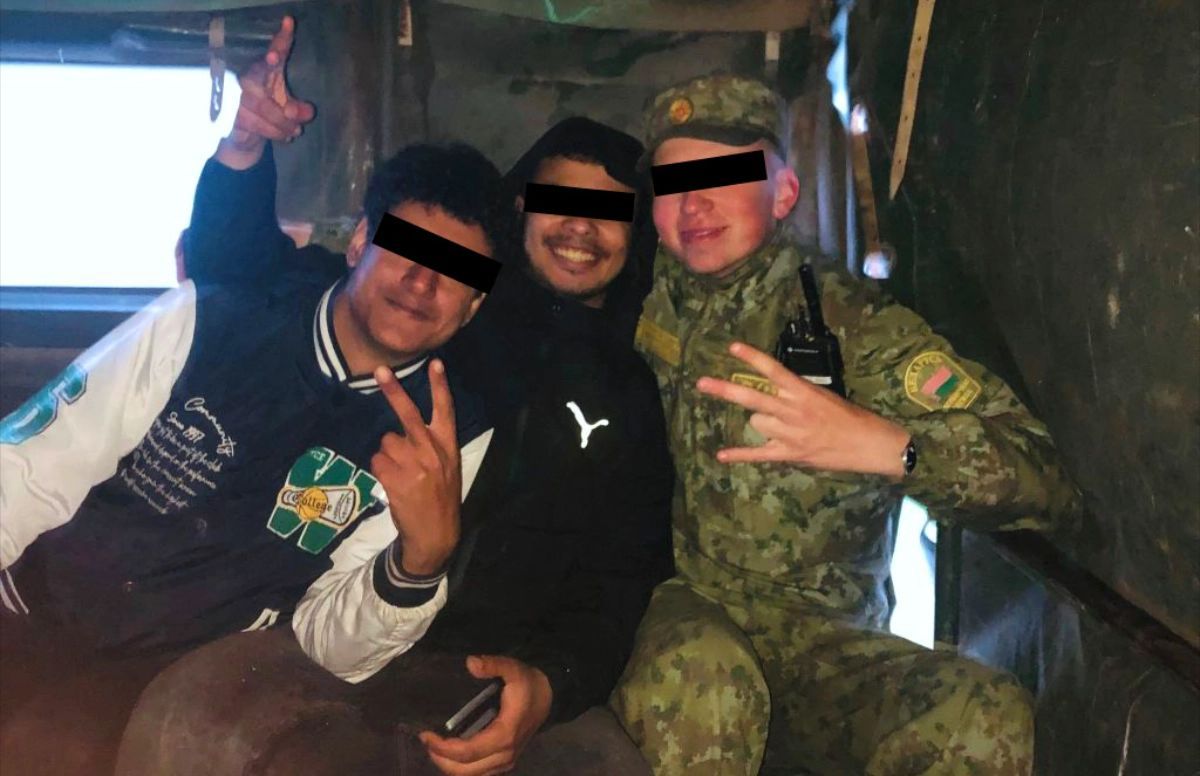 EuromaidanPress's tweet image. Latvia's military just published photos from detained migrants' phones: Belarusian soldiers posing with border crossers inside military vehicles. Radios marked "Made in Belarus." Documents from a reconnaissance battalion.

This isn't smuggling. It's coordinated hybrid warfare.…