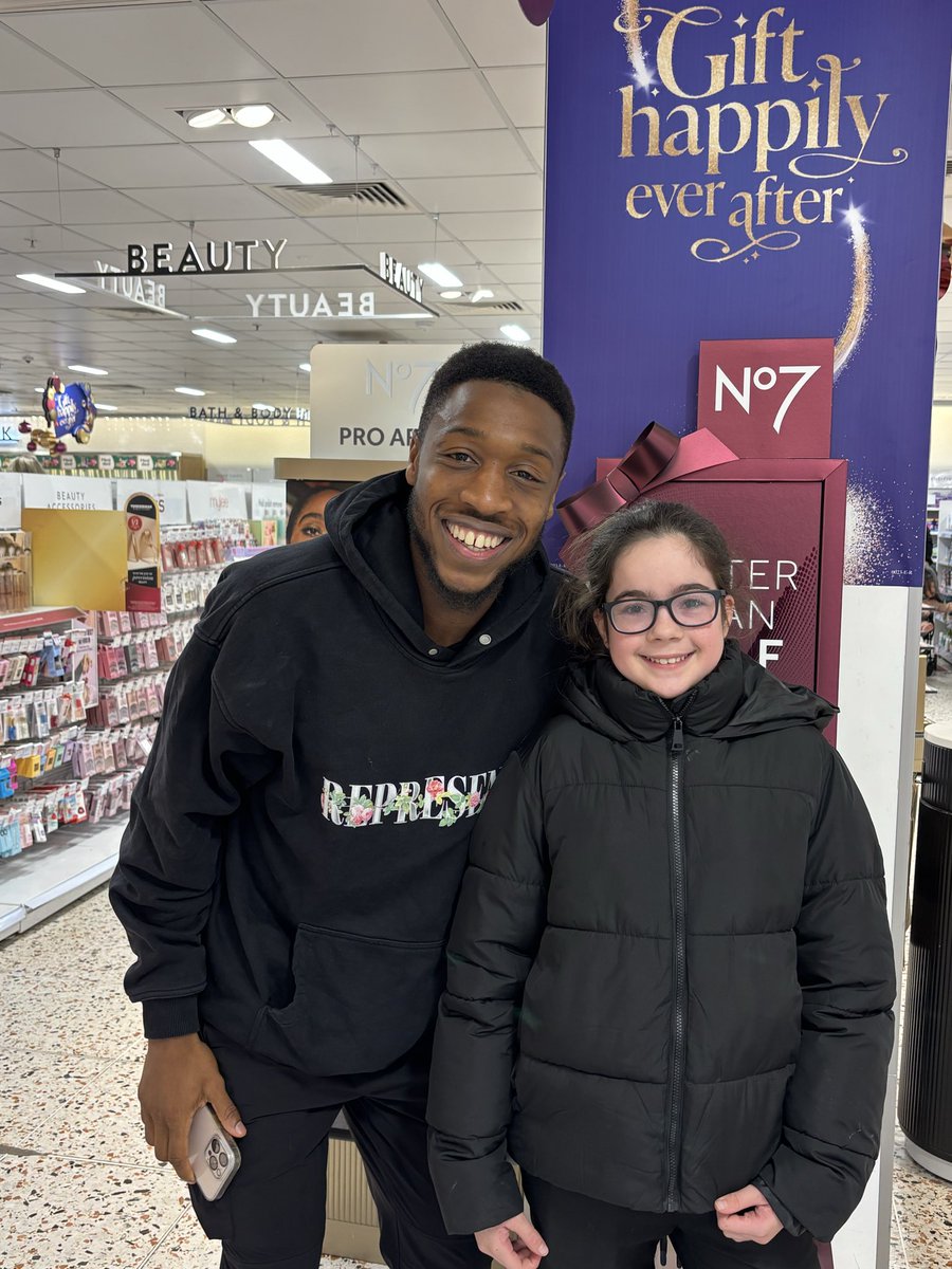 serena chatterley tweet media