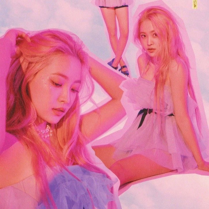 yerispic's tweet image. she made history!

#YERI #예리 #KIMYERIM #김예림 #REDVELVET #레드벨벳