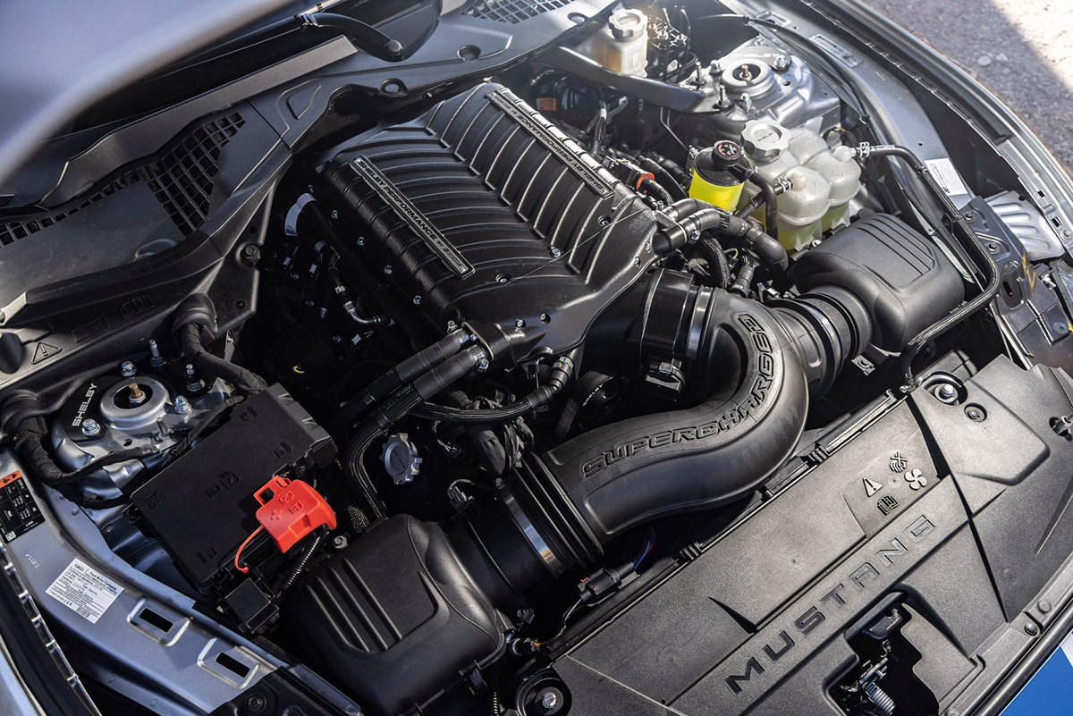 GuysGab's tweet image. Introducing the 2026 Shelby Super Snake: 830+ HP of pure American muscle (and way cheaper than the Mustang GTD) guysgab.com/introducing-th…