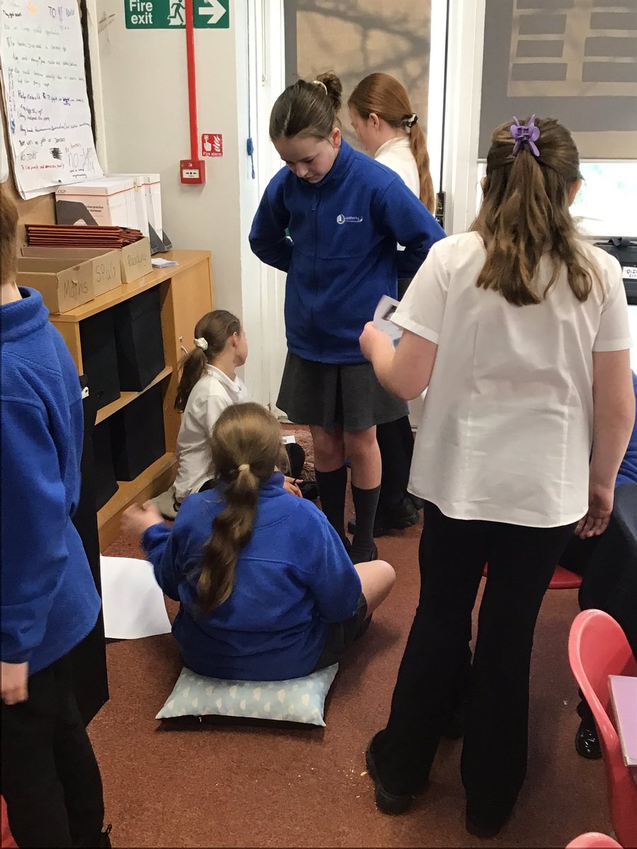 featherbyinfjnr's tweet photo. In English, Hawk class have been using role play and drama to consider body language and expressions when writing dialogue in a narrative. We have a few names to look out for in the future! 🎥🎞️ https://t.co/kRmb7rN5pa