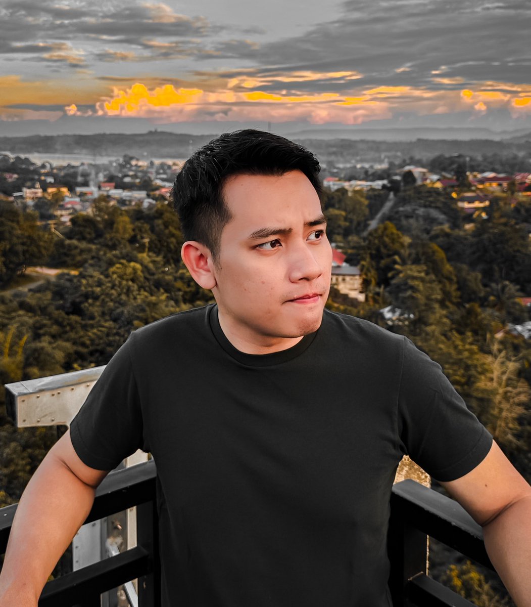 restricted92's tweet image. 2016 vs 2026 (heavily edited)