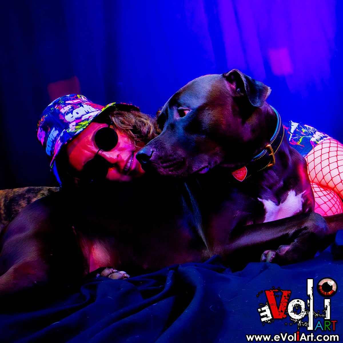 underlab's tweet image. 💋 Curves, attitude, and unconditional love.
@PrincessPoiised is everything in this studio shoot.
Dogs included. Membership required. View Full Set bit.ly/AmandaPLZ-EVOL