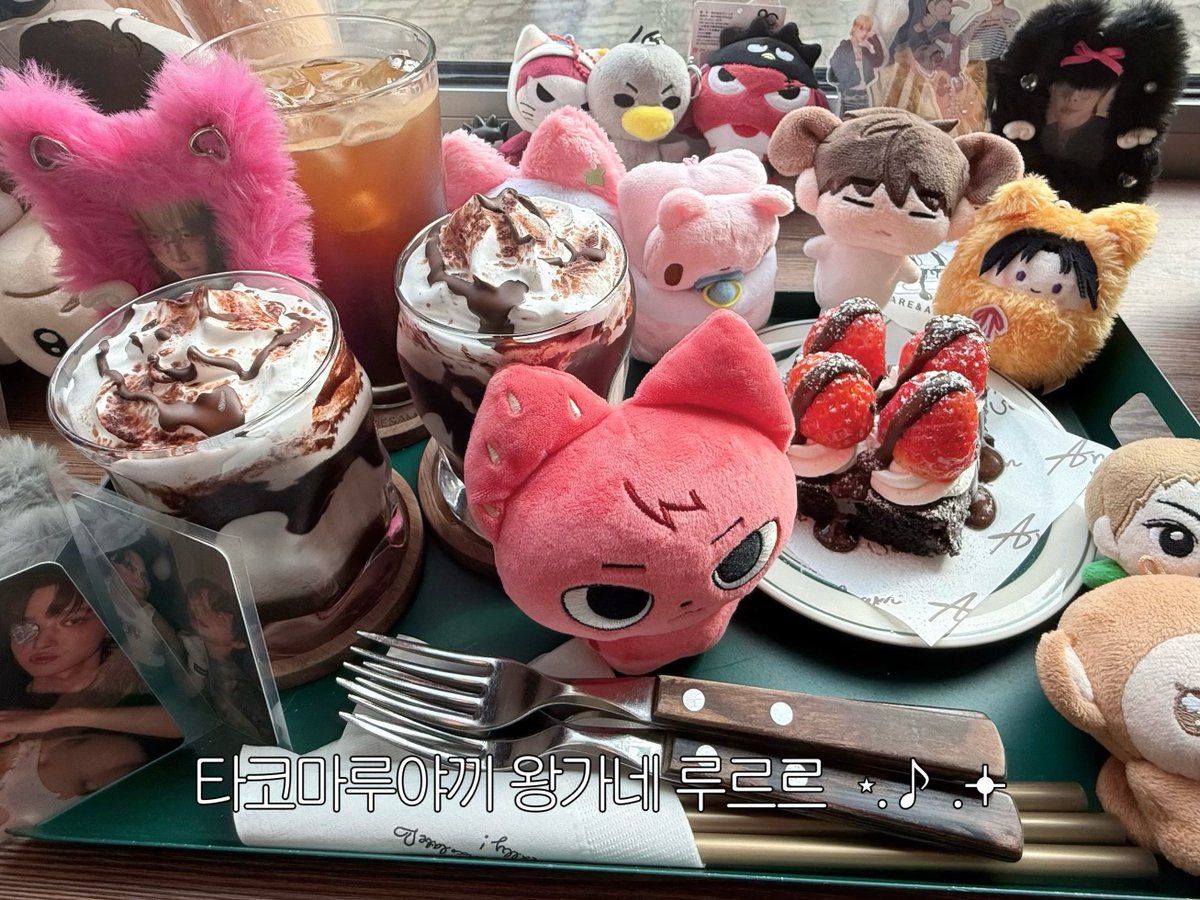 mongLv54's tweet image. 재밌었다… 르네들아 또 놀자 ⸝⸝ ᷇࿀ ᷆⸝⸝ 💕💕