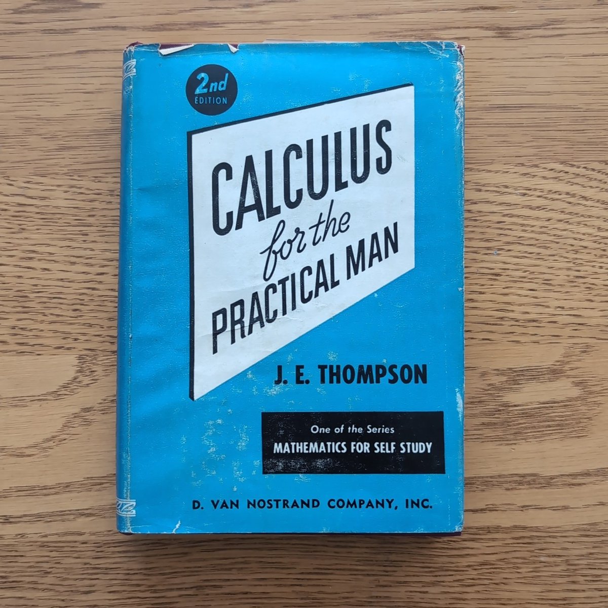 PioneerInPhys's tweet image. Calculus for the Practical Man 

✍️ by J. E. Thompson. 

( Note; You don't have to buy book to read it, PDF link 👇)
