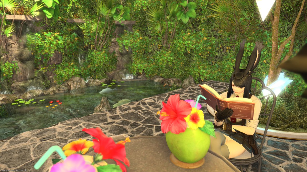 #WelcomeHousing
自分ちをいじるのが終わったので、久しぶりに巡ってきました。

中2階が用意されてるすごいお家。ピンクのアクセントも印象的で個性を感じられる素敵なお家でした！

中2階回廊付き、2階に癒しの空間