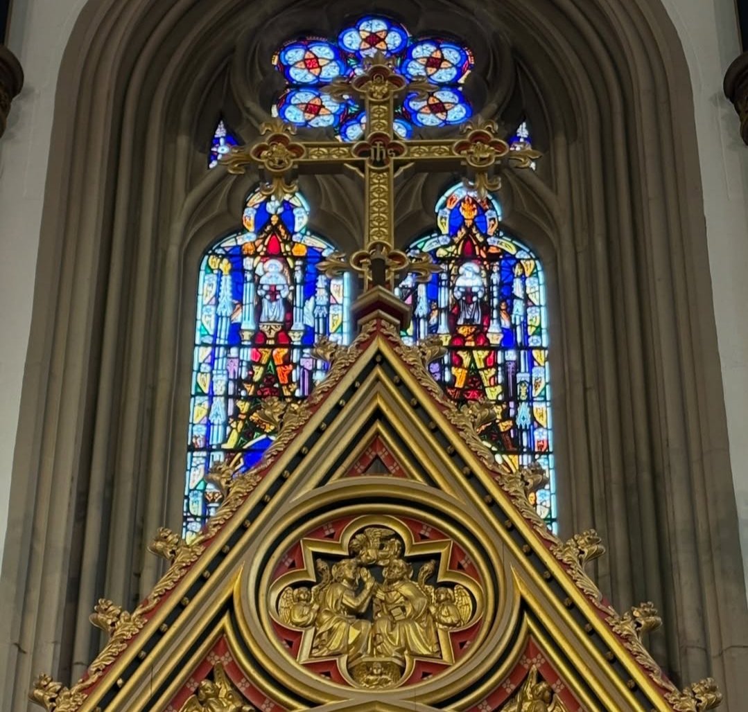 Pugin_awn's tweet photo. The #HighAltar (detail) of #StChad. #StChadCathedral, Birmingham. #AWNPugin. @RCBirmingham
Saint Chad's is the only cathedral in England to have the relics of its patron saint above the altar.
📷 © @StChadsBirm
#pigindesign #pugin #augustuspugin #gothicrevival #puginstchad https://t.co/KToGVu26uE