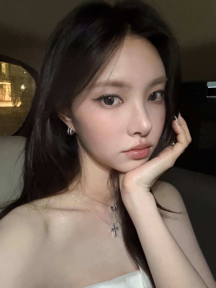 yunahspic's tweet image. hello gorgeous