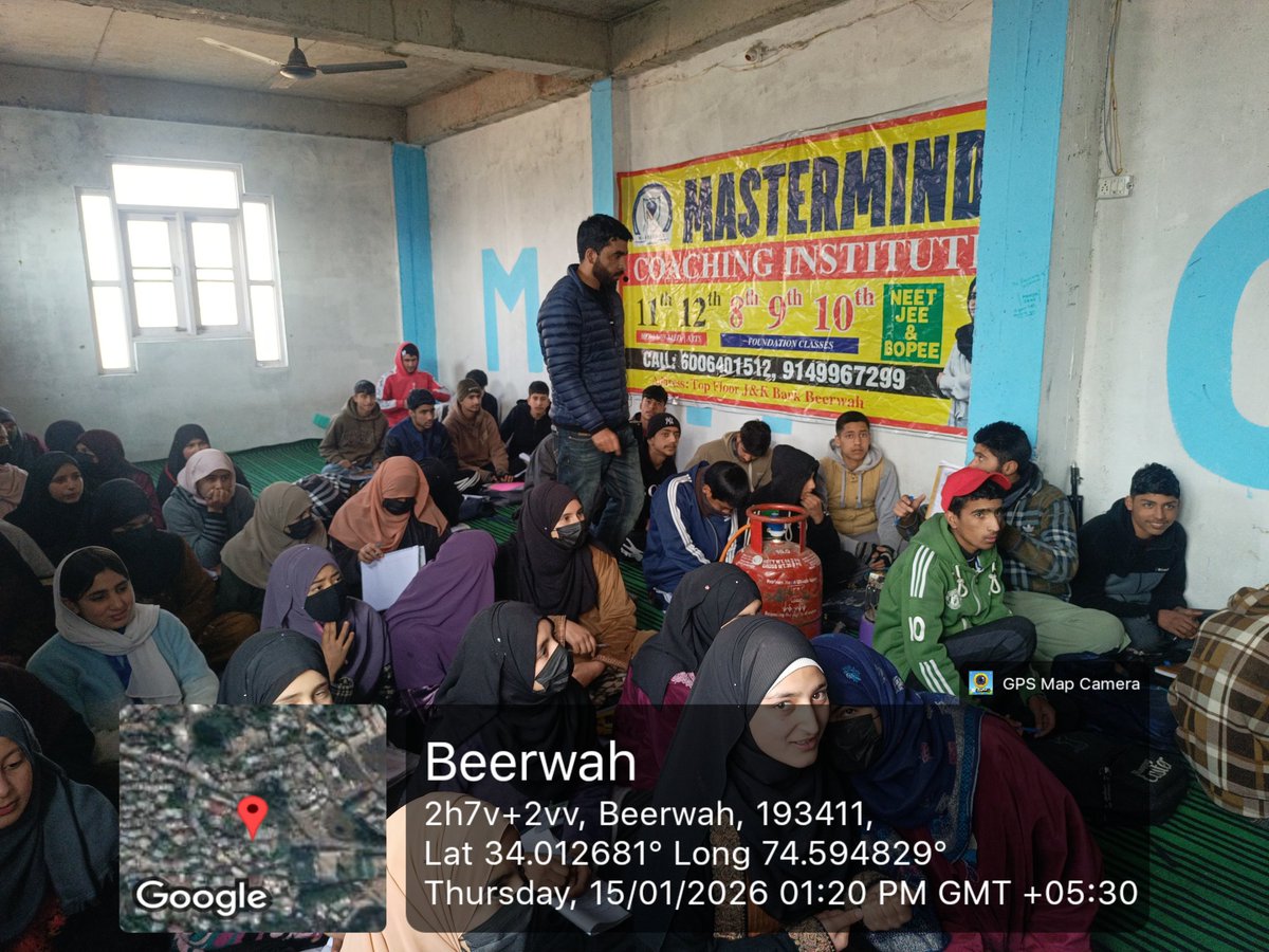 TBeerwah's tweet photo. Beerwah, 15 January 2026:
On the directions of the worthy Sub-Divisional Magistrate, Beerwah, market checking was intensified and also inspection of coaching centres were carried out in Beerwah @DC_Budgam @dicbudgam @TBeerwah @DrBilalbhatIAS https://t.co/CXy896Y4xo