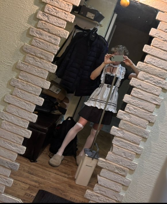 Mikhail_K_A's tweet image. так ну #нюдсочетверг
до и после нового года

эхххх... нахрен я эту стыдобу пощу