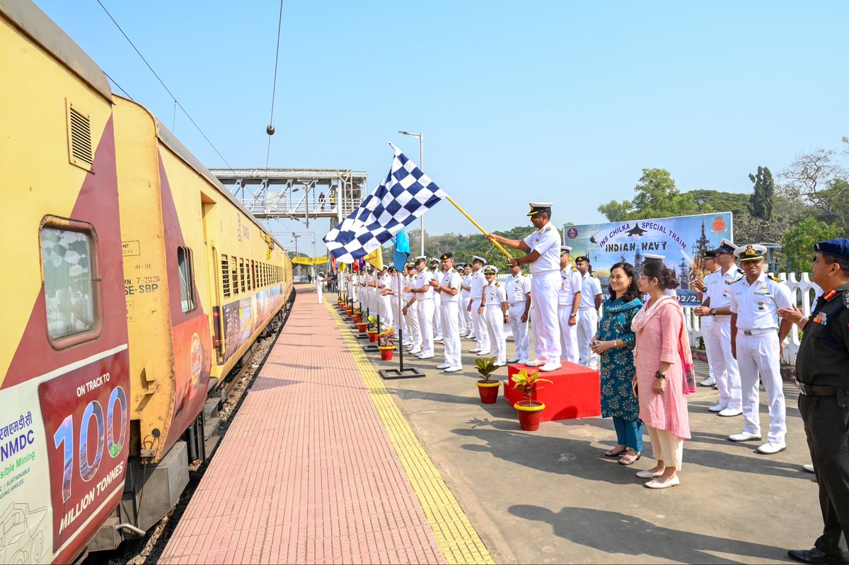 INS Chilka tweet media