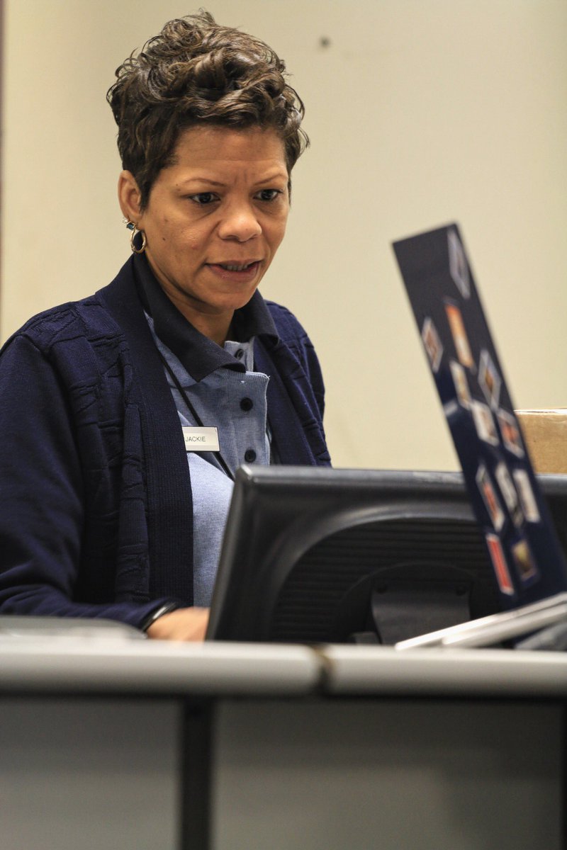 stillcanon's tweet image. Took the flash out to the public just to exercise the craft 📸🎥 Book me in the city for any camera work 📸🎥🔥🌎