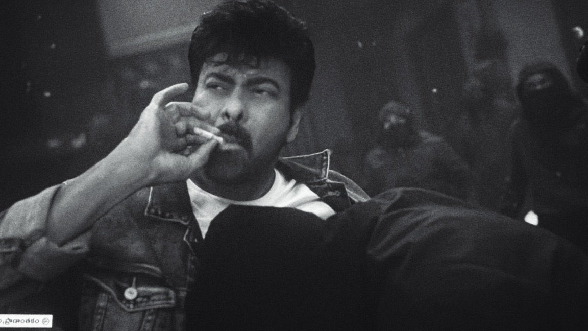 #ManaShankaraVaraPrasadGaru clocks such strong Day-4 numbers that it even surpasses its Day-1 figures in Karnataka 💥

#MSVPG is on absolute rampage mode, with Megastar <a href="/KChiruTweets/">Chiranjeevi Konidela</a> delivering a massive comeback 🔥🔥🔥