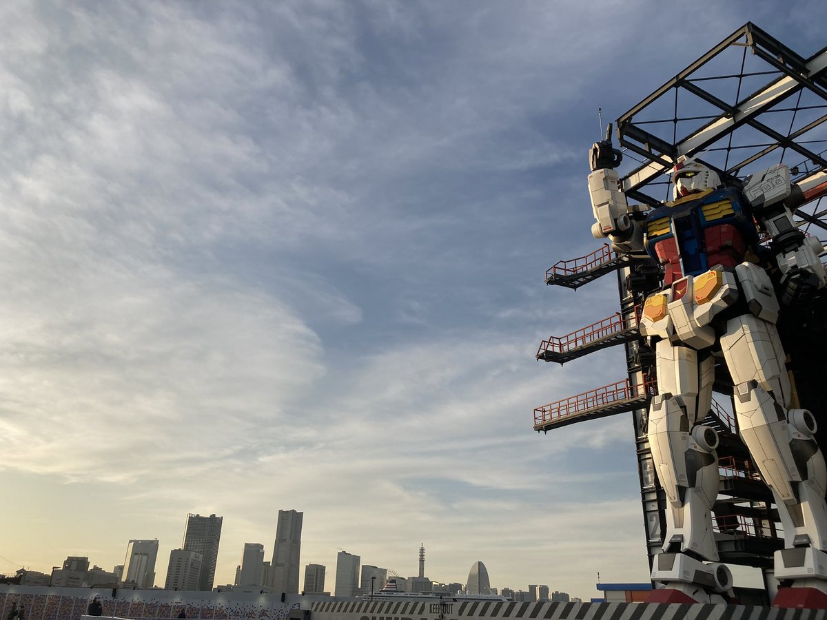 <a href="/itmedia_news/">ITmedia NEWS</a> 感謝しかない。
さあ、これからって作り始めてるときに新型コロナ発生。豪華客船集団感染やら、入国規制で自粛モードの中でスタート。
バタバタと毎日死者数が報じられる中、あのゆっくり動いて天を指した動きは希望に見えたよ。生きてて良かったって。涙出た。
プライスレスな歴史を作ってくれた。