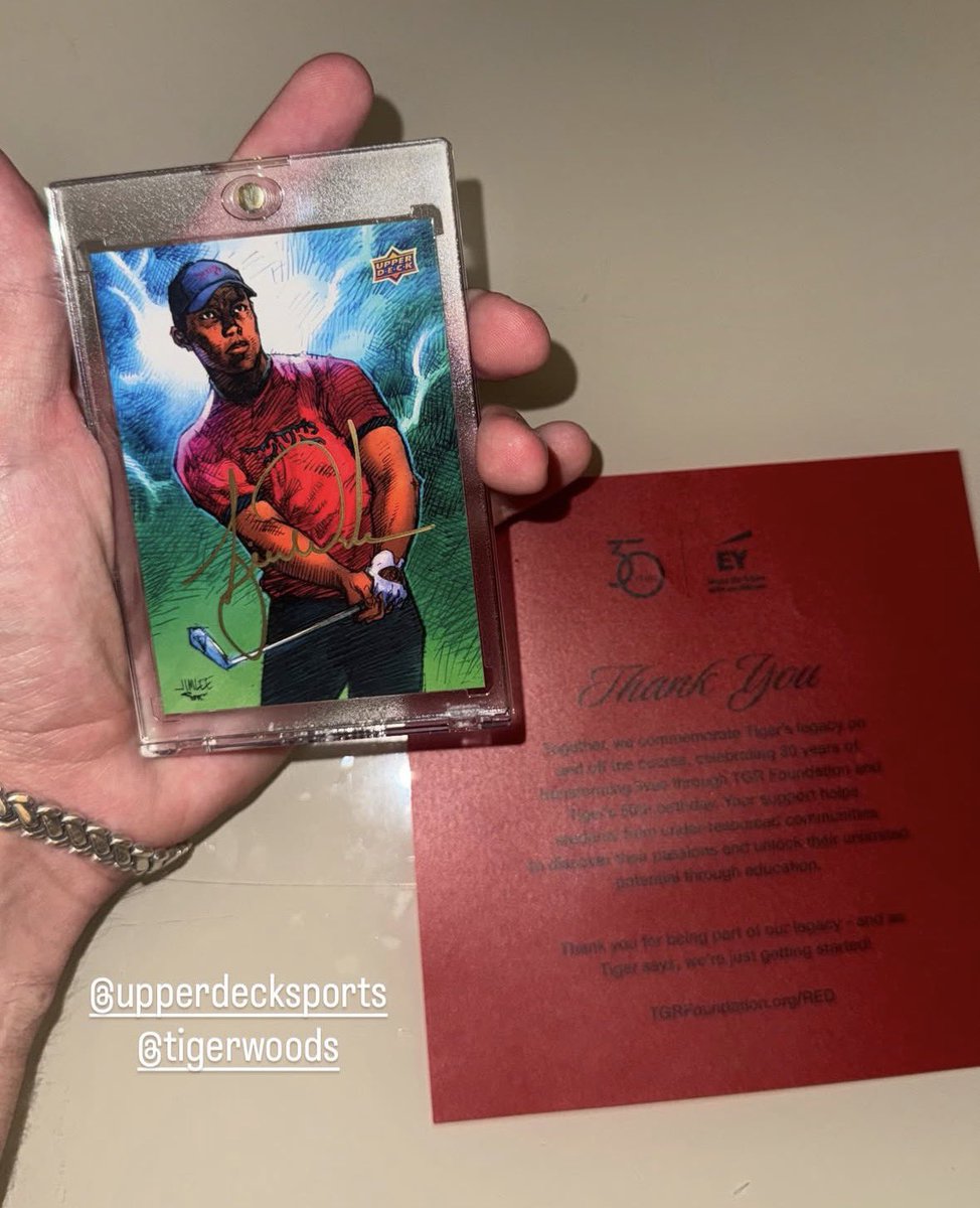 gurucollects's tweet photo. Last night at Tiger Woods’ 50th birthday party and foundation event, custom @UpperDeckSports autos were given to those in attendance. 🔥

Only 415 were made. 

📸: camgolfs / IG https://t.co/7Cgn2Pt8vV