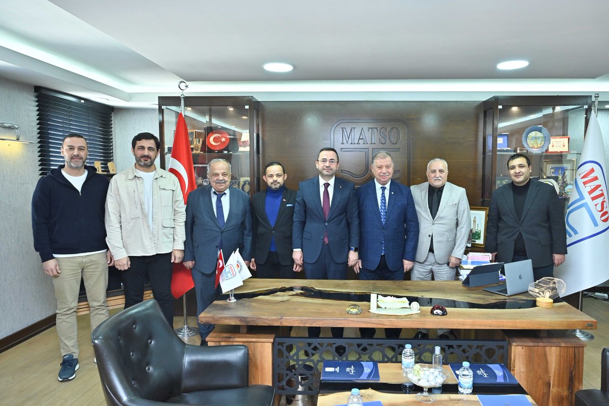 Isparta Ticaret ve Sanayi Odası (ITSO) Başkanı Sn. Metin ÇELİK, ITSO Yönetim Kurulu Üyeleri, Antalya da ki Ispartalılar Derneği (ANIDER) Başkanı Sn. Ali ERDAL, Manavgat Ispartalılar Kültür ve Yardımlaşma Derneği Başkanı Sn. Nuri ÖZEN ile Odamızı ziyaret etti.