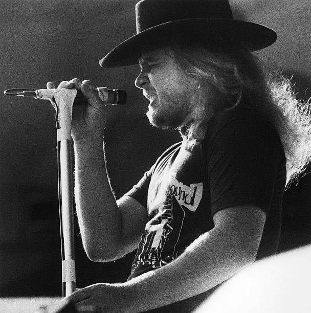 Happy birthday to the voice that started it all. Ronnie, you're still guidin' this ship from up there, brother. Today we crank it loud for RVZ! 🎸