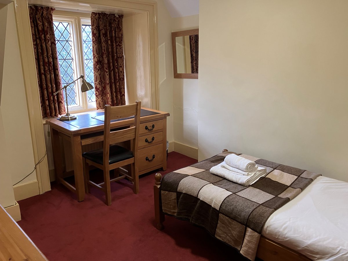 It's a Wednesday so that means we're looking at rooms! Do you recognise this room? Could it possibly have been yours? It's Room 46!