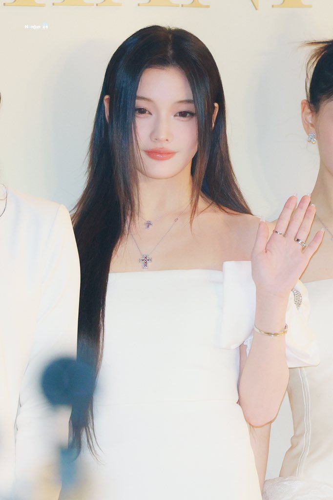 NO_24iro's tweet image. 260115

#아일릿  #ILLIT  #이로하 #IROHA #イロハ