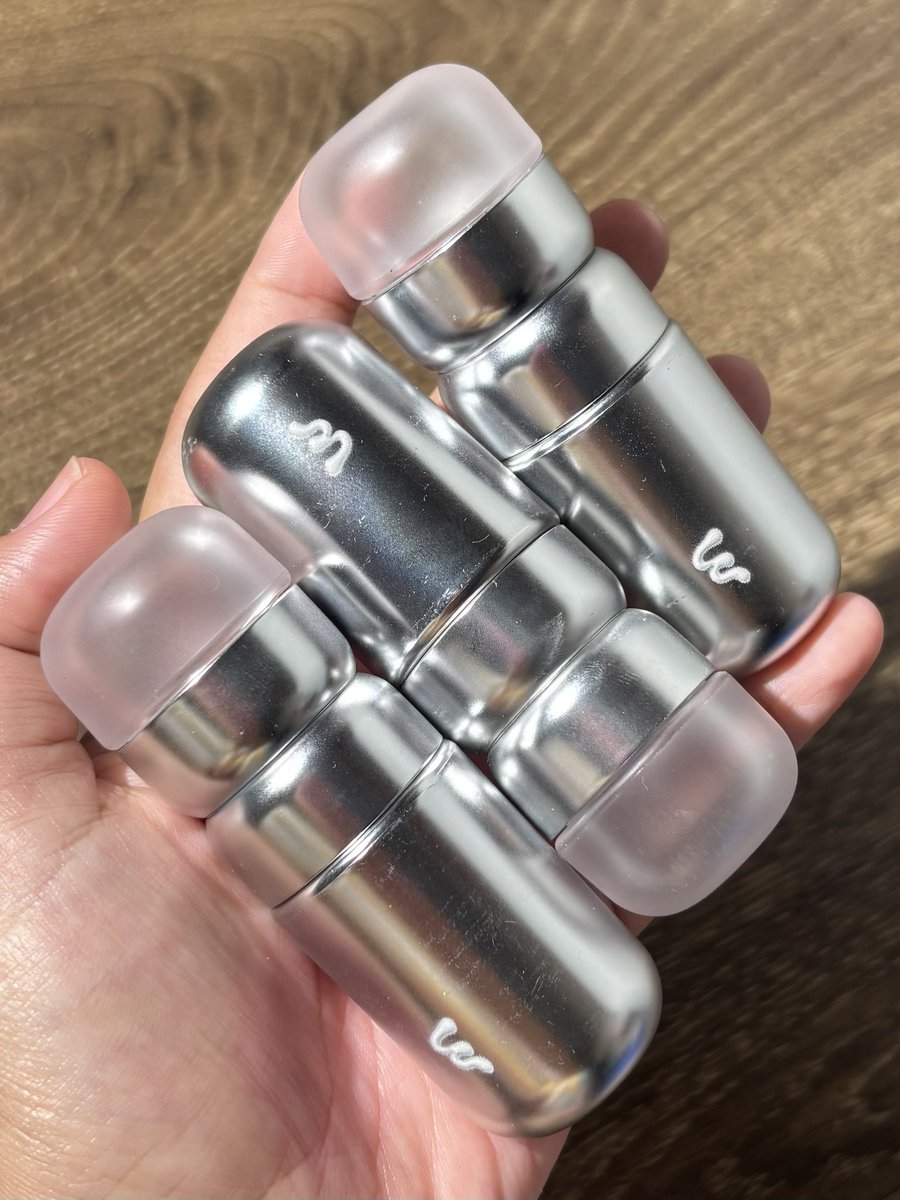 bulbulkun's tweet image. GIVEAWAY!!!

Blush dan Skintint Mad For Makeup buat 1 orang bebas pilihhhh~✌️ 

• Follow Aku
• RT + Like Tweet ini
• RT + Like tweet di bawah
• Reply alasan kenapa pengen banget punya produknya (pilih antara blush/skintint) + tag @madformakeup_co sekalian🫶

Good luck!🥰❤️