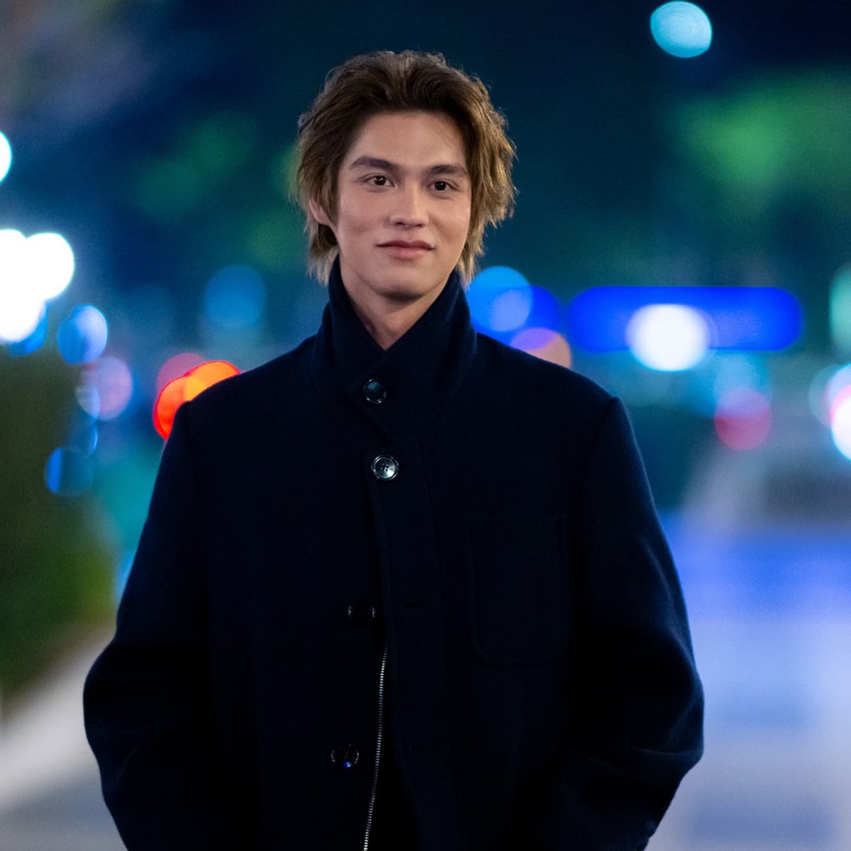 tamako_bbr's tweet image. Thailandの俳優、Bright Vachirawit. わたしの人生の中でいちばんの"顔面が強すぎた俳優"。何時間何十時間と見ていられるし何より最高に幸せな気持ちにしてくれるわたしのいちばん大切な人🤍
#bbrightvc @bbrightvc